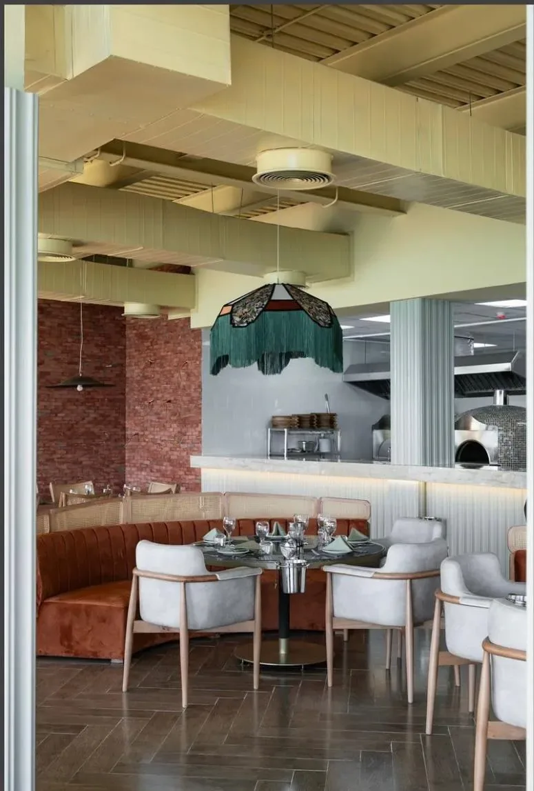 Donna De La Mer — Seafood House — photo 6