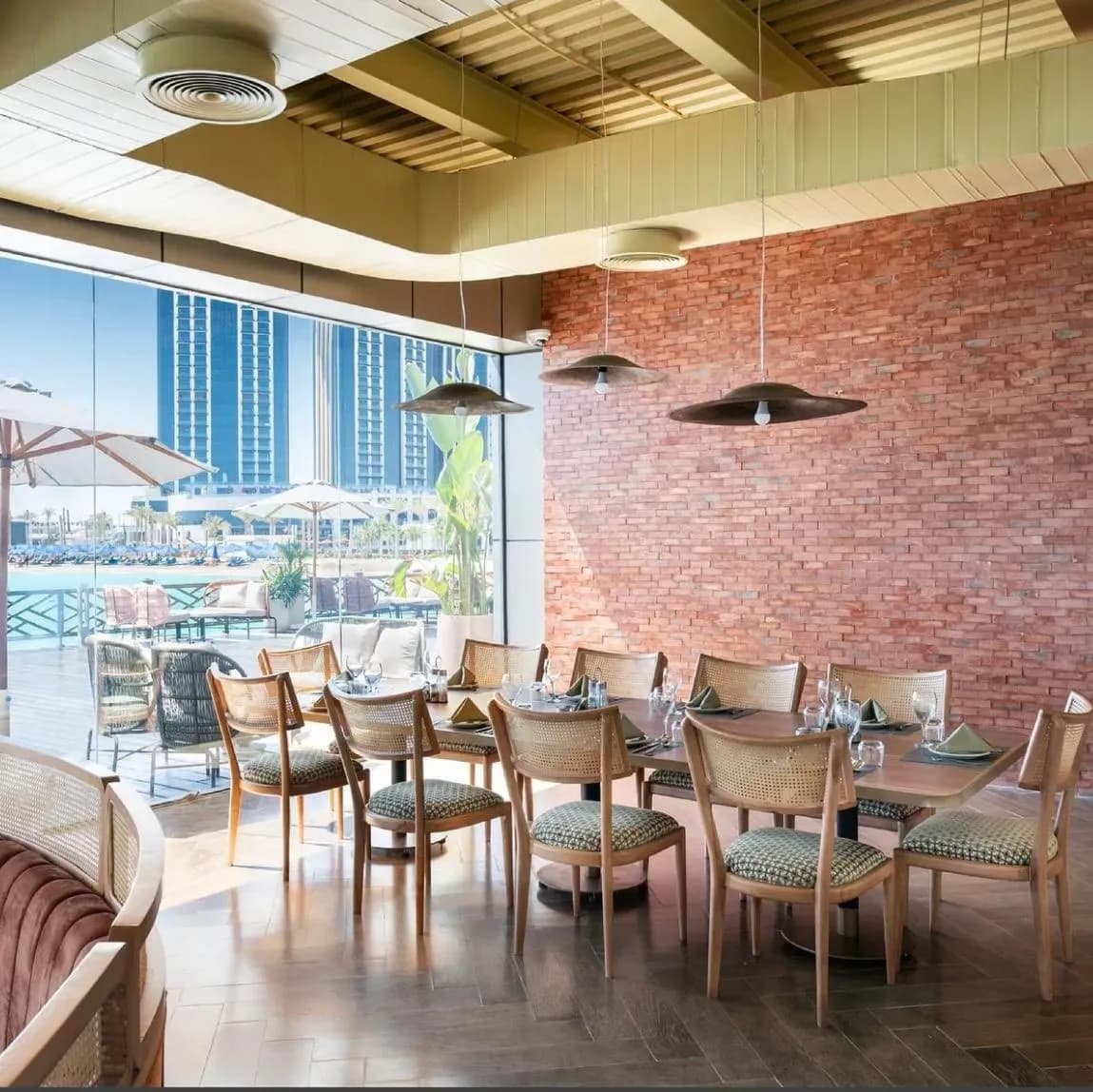 Donna De La Mer — Seafood House — photo 8