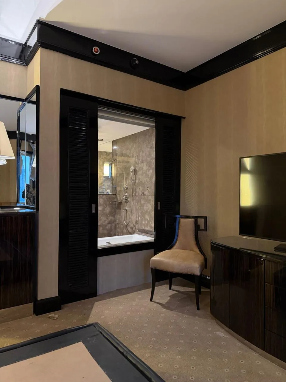 Fairmont interior fit-out and design project by Silverline Construction, photo 2