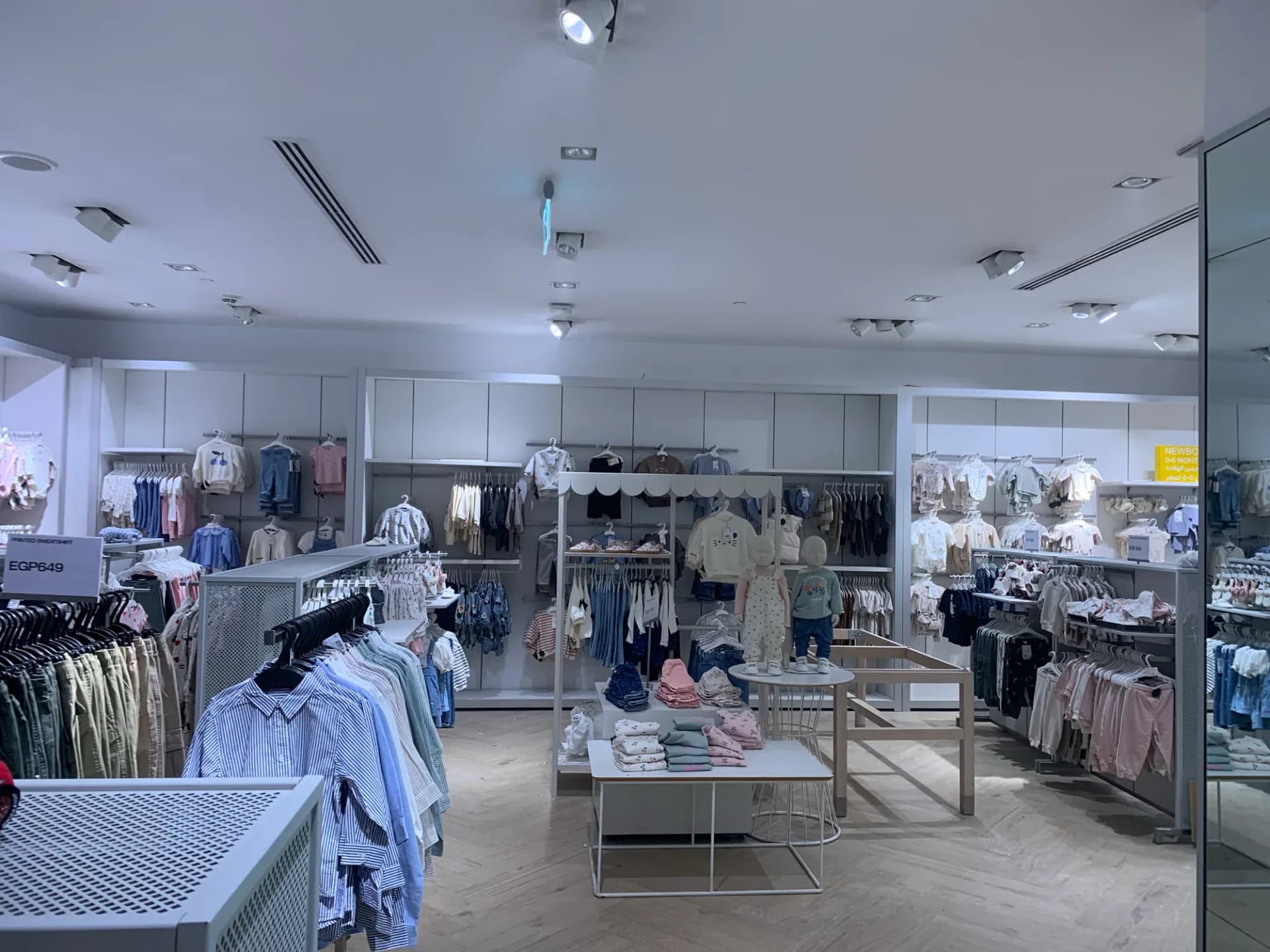 H&M — Retail Store — photo 11
