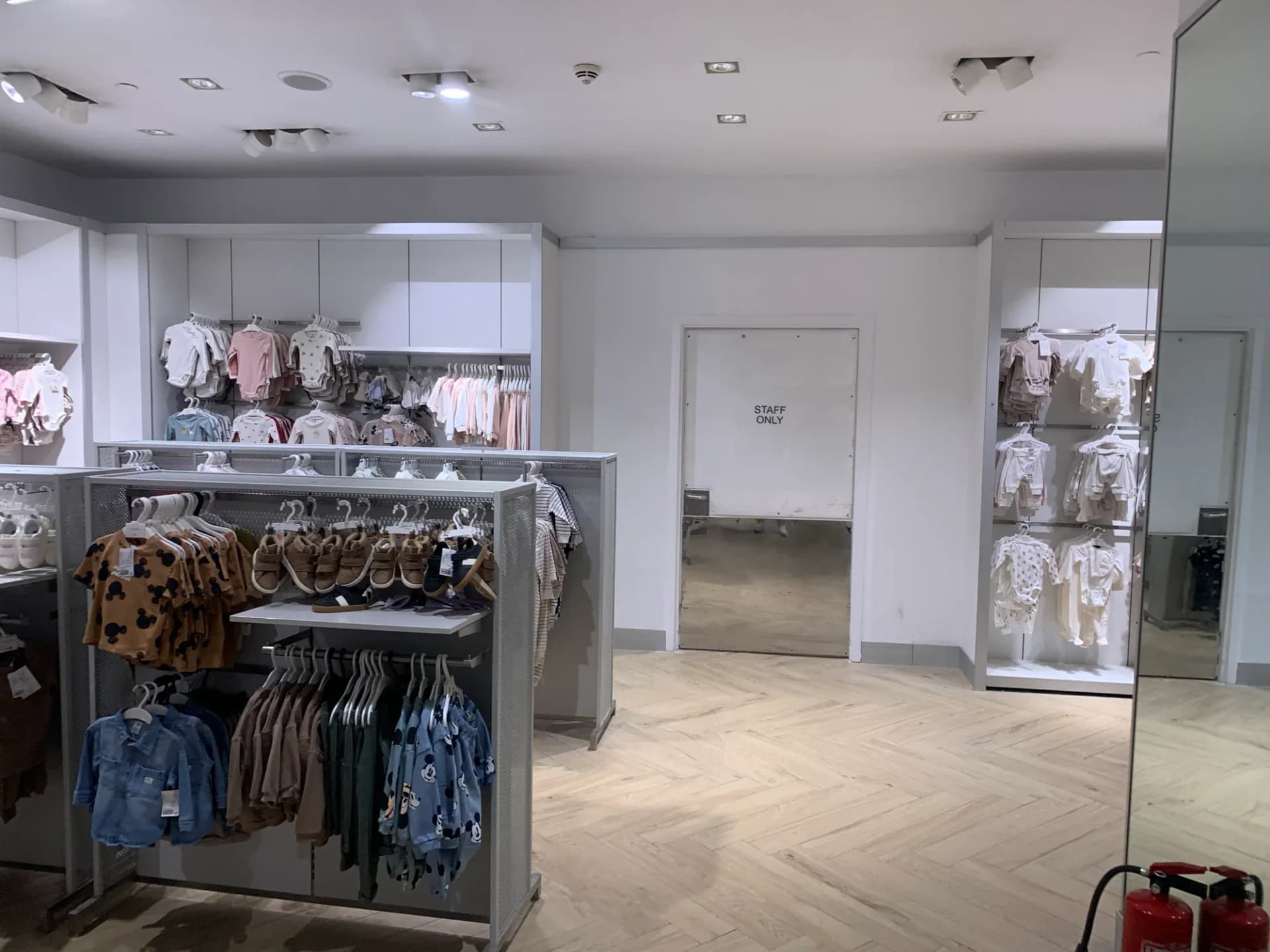 H&M — Retail Store — photo 23
