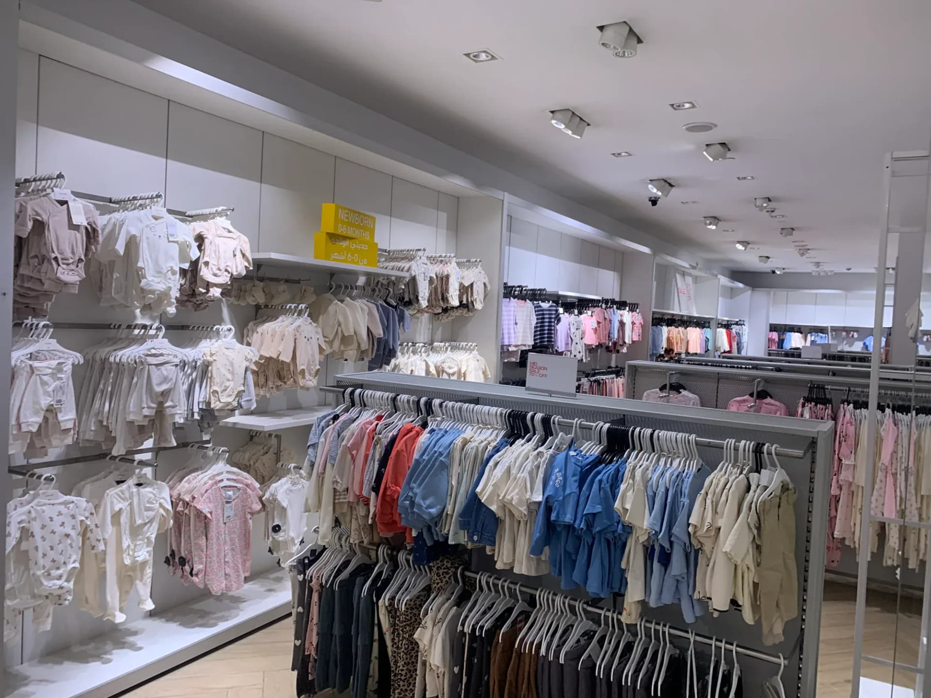 H&M — Retail Store — photo 24