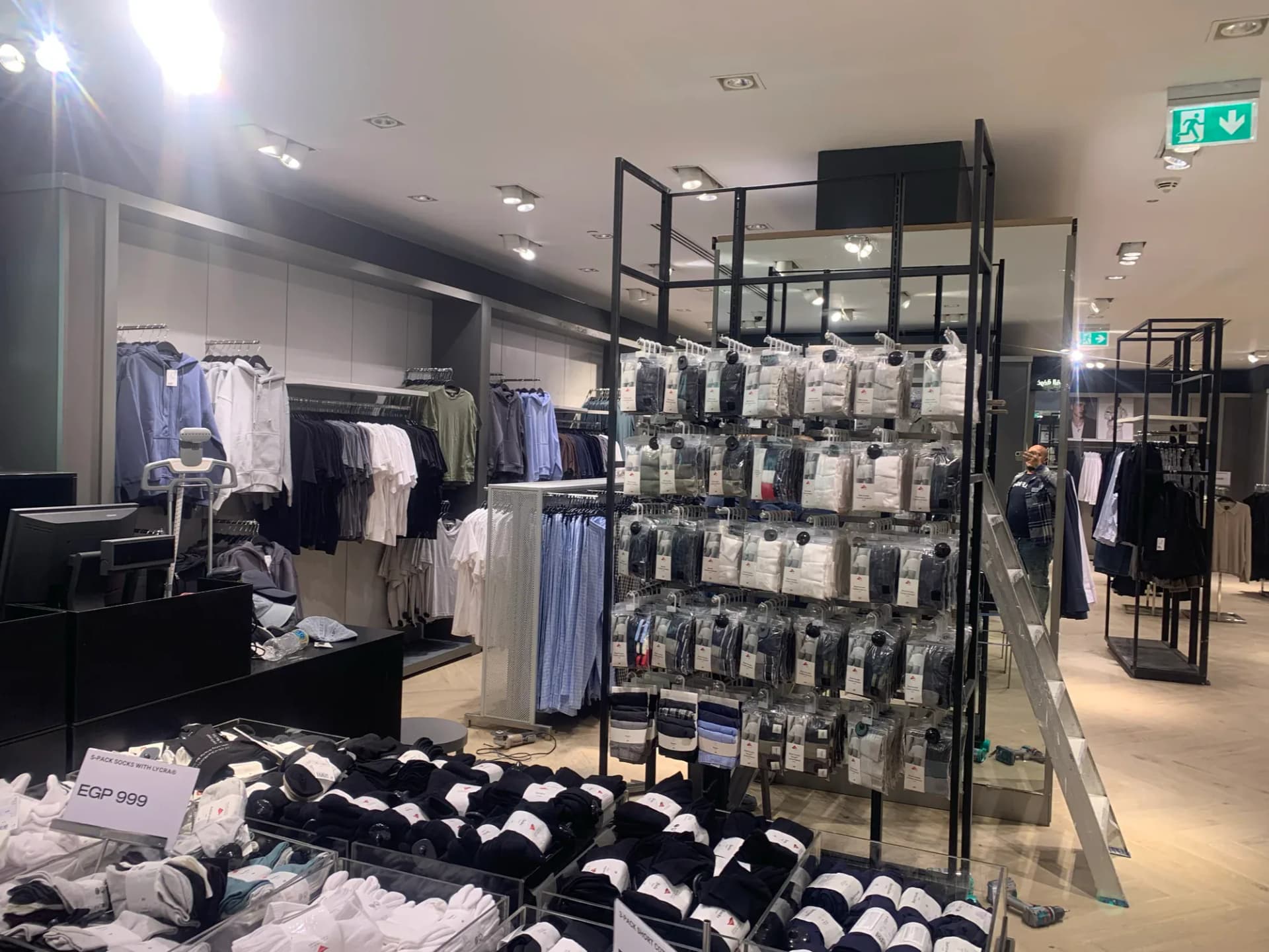 H&M — Retail Store — photo 3