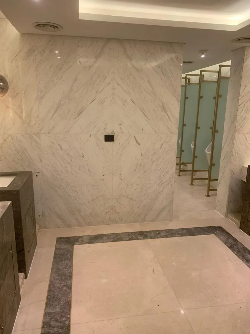 InterContinental — Marble Washrooms — photo 11