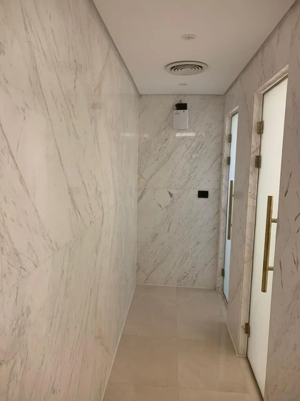InterContinental — Marble Washrooms — photo 13