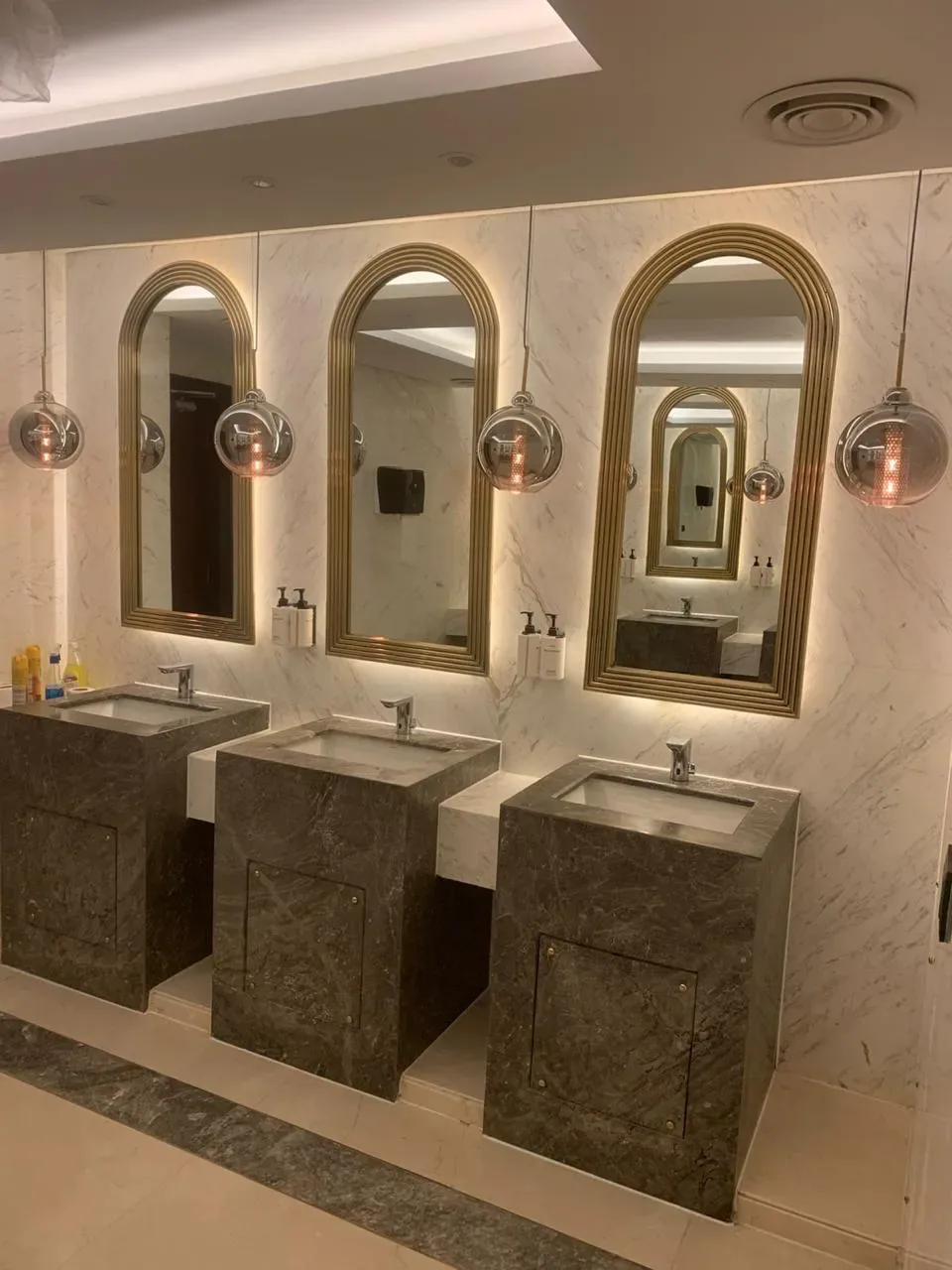 InterContinental — Marble Washrooms — photo 2