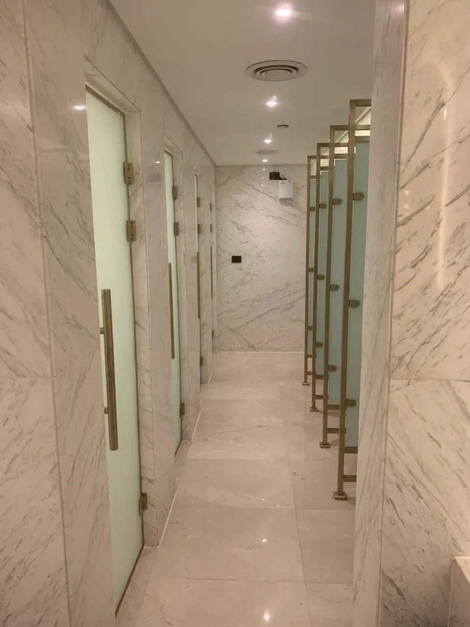 InterContinental — Marble Washrooms — photo 20