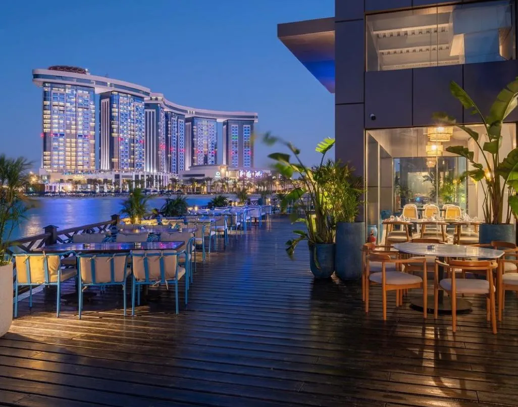 Intro — Waterfront Restaurant — photo 16
