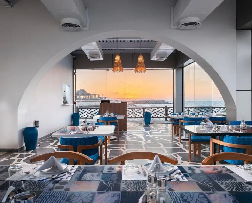 Intro — Waterfront Restaurant — photo 22