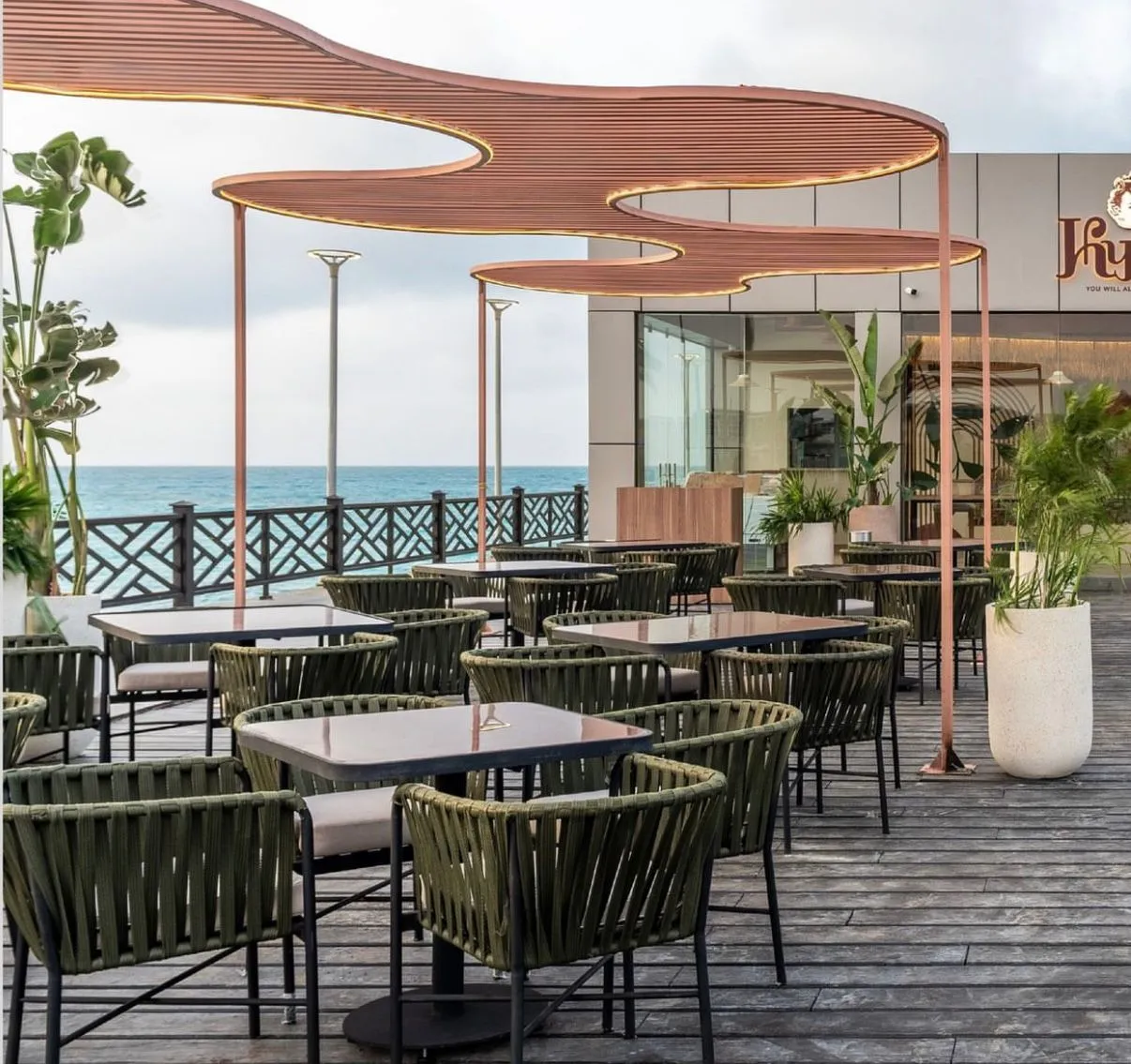Kylie's — Beachfront Restaurant & Bar — photo 11