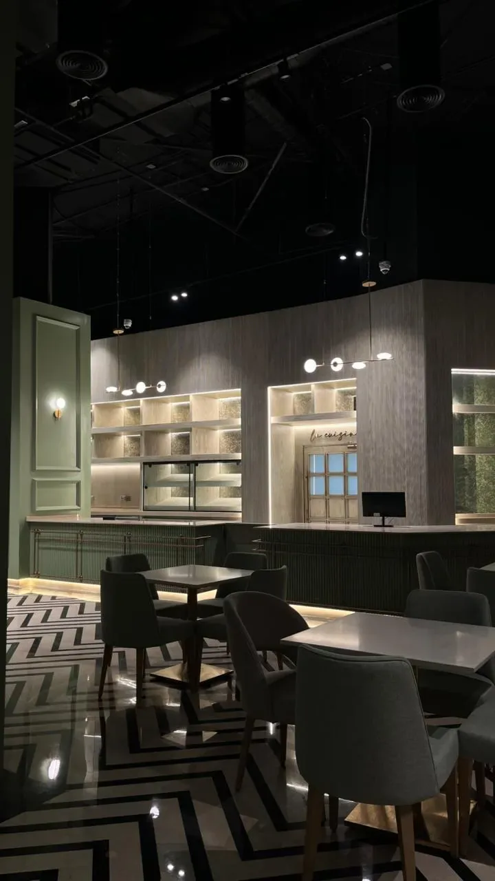 La Mie — Bakery & Café — photo 27
