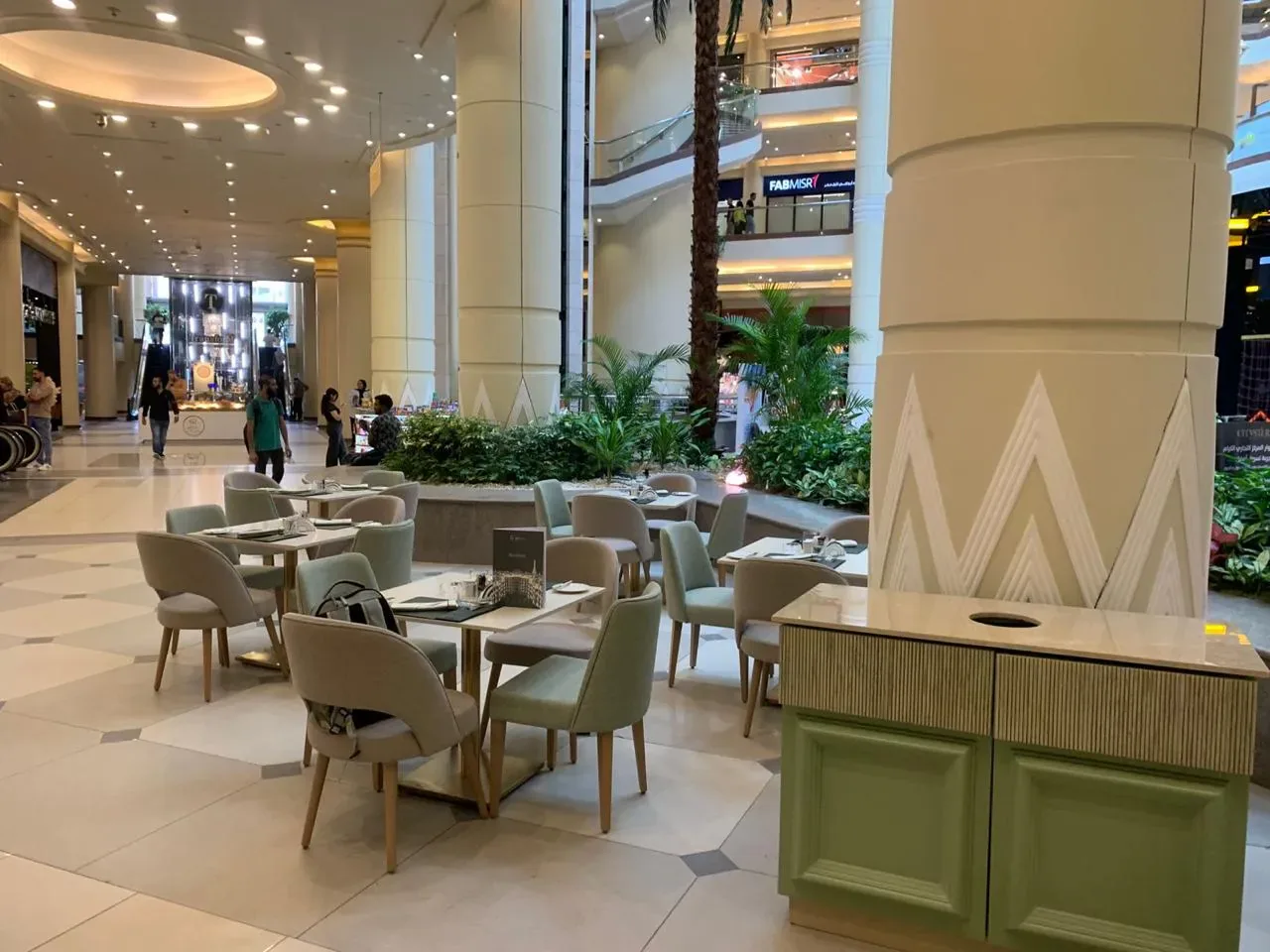 La Mie — Bakery & Café — photo 41