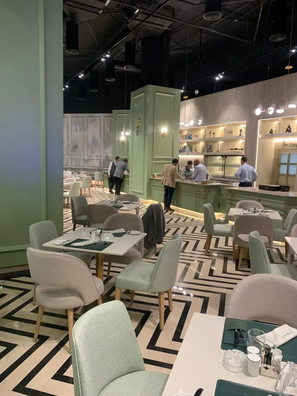 La Mie — Bakery & Café — photo 48