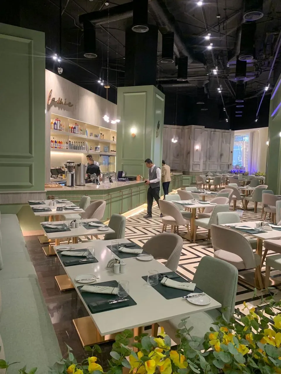 La Mie — Bakery & Café — photo 73