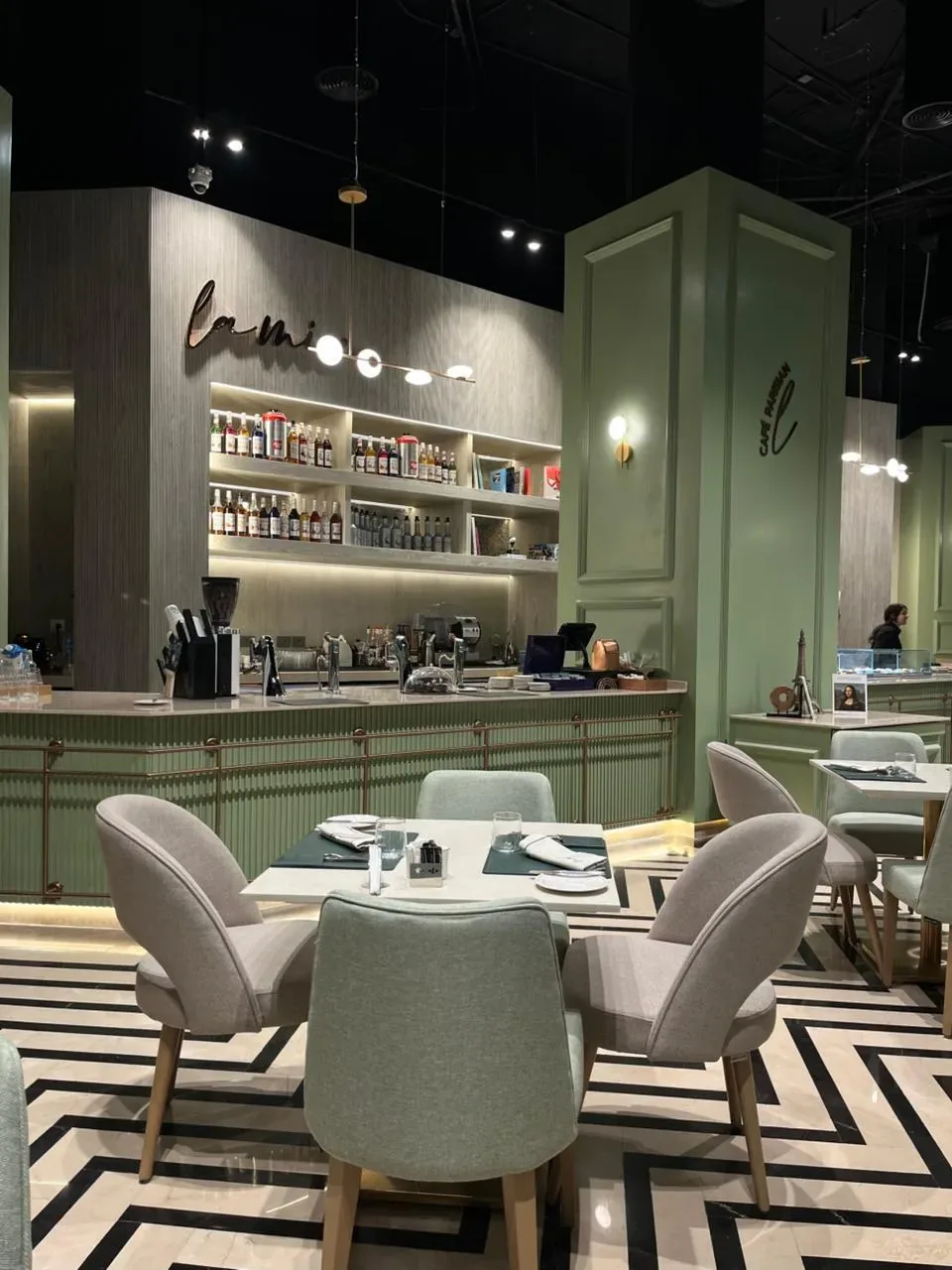 La Mie — Bakery & Café — photo 89