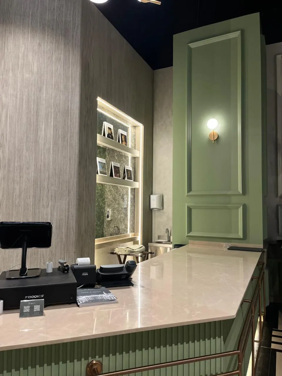 La Mie — Bakery & Café — photo 95