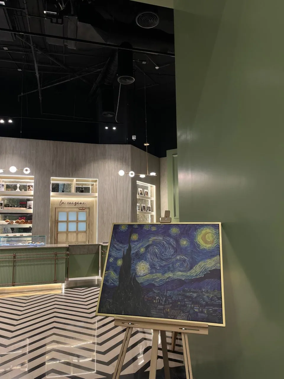 La Mie — Bakery & Café — photo 96